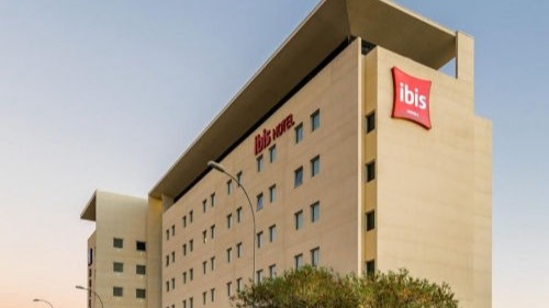Edificio de hotel Ibis de Antofagasta.